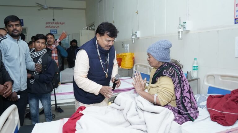 अंतिम पंक्ति के अंतिम व्यक्ति को मिले इलाज : ऊर्जा मंत्री