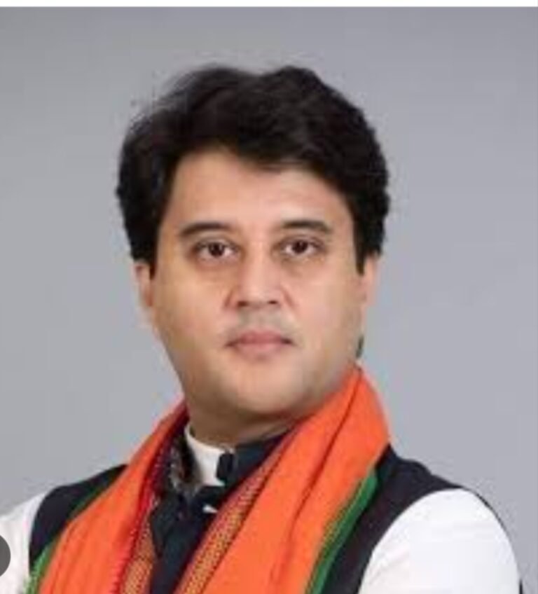 वित्तीय संकट से जूझ रहे जिला सहकारी बैंक कोलारस की मदद के लिए केंद्रीय मंत्री सिंधिया ने लिखा सी एम मोहन यादव को पत्र 