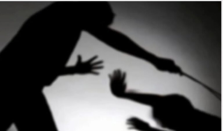 वसूली और मारपीट के आरोपी की लाइसेंसी बंदूक का दुरुपयोग करने पर शस्त्र लाइसेंस किया निलंबित